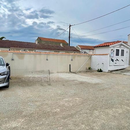 Clos Des Aigrettes -6 Gites De Charme Et Confort A 30M Du Port De La Cotinière Dış mekan fotoğraf
